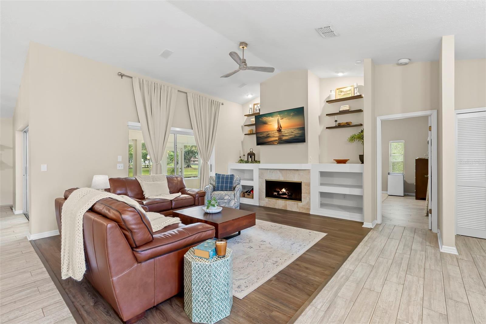 EAST LAKE ADD TO LAKE PADGETT - Residential