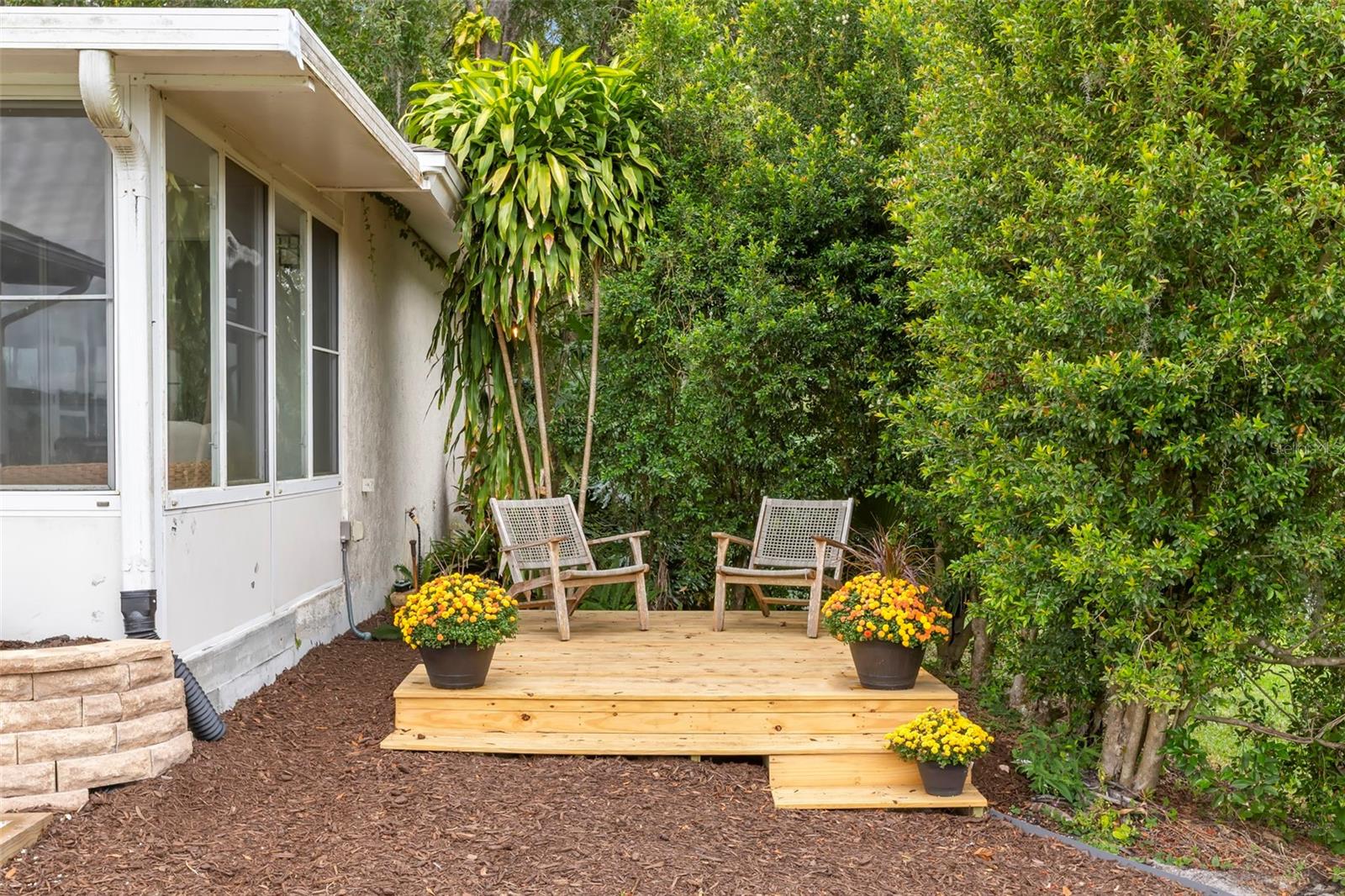 EAST LAKE ADD TO LAKE PADGETT - Residential