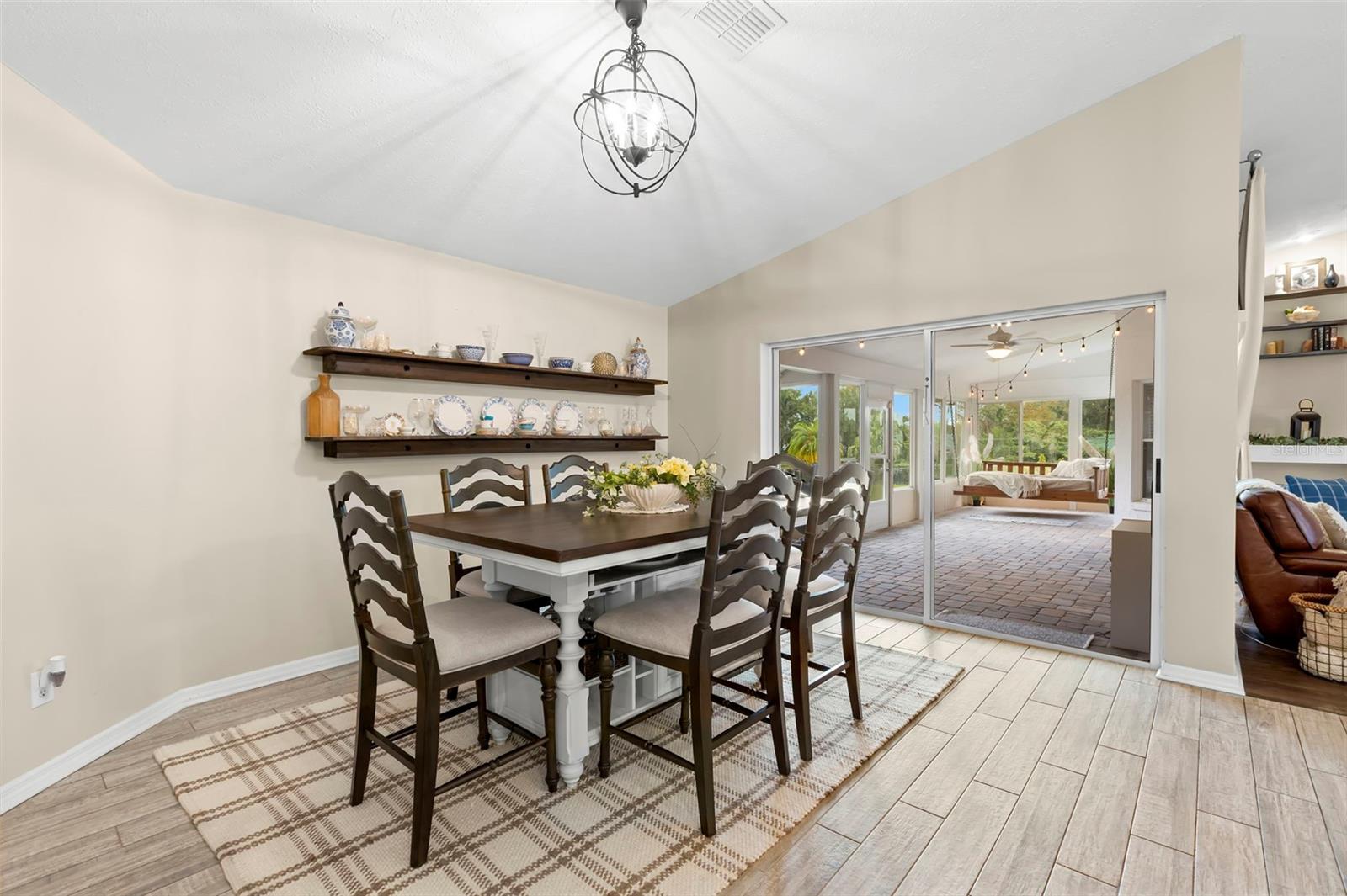 EAST LAKE ADD TO LAKE PADGETT - Residential