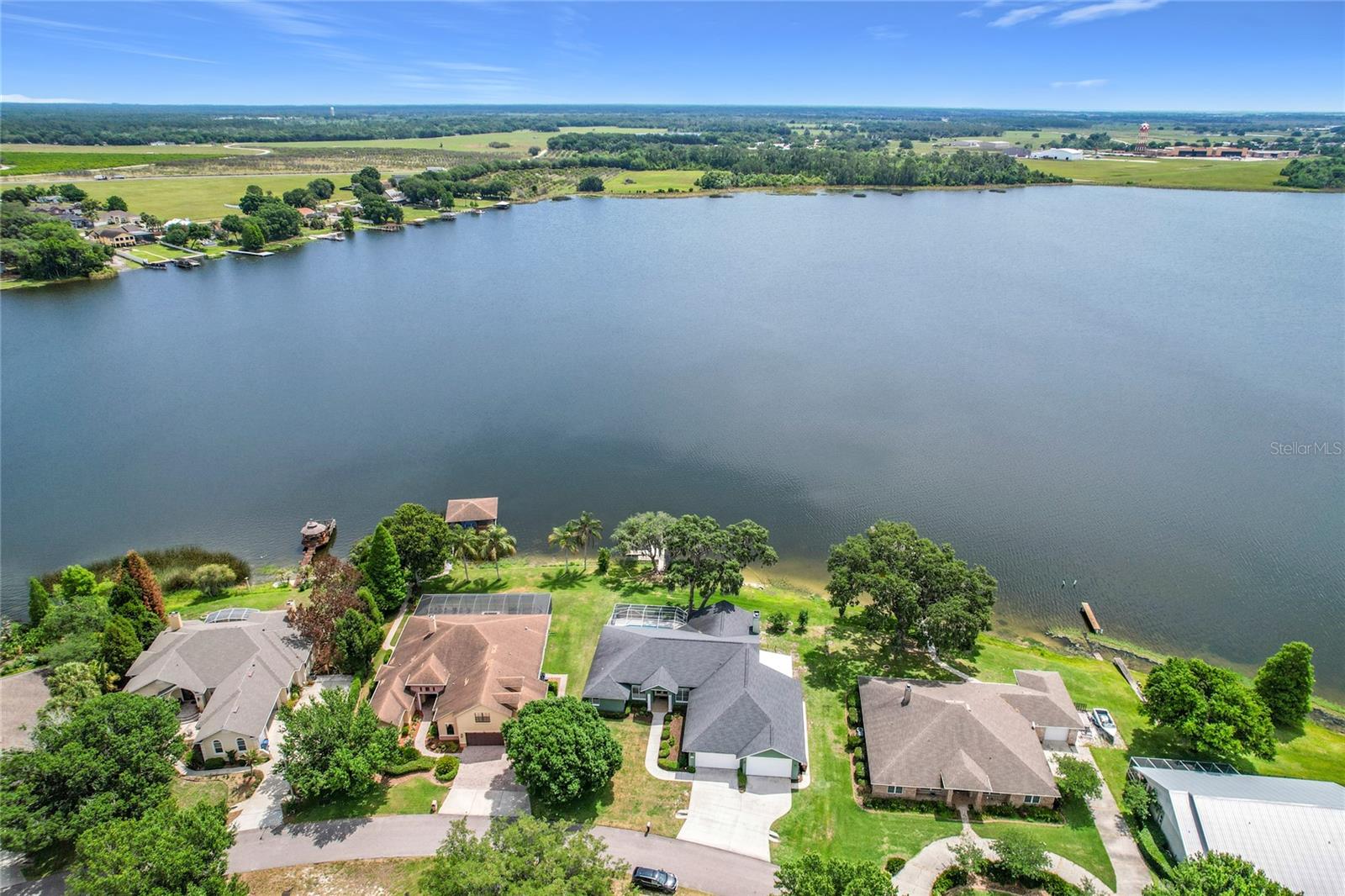 SANDY POINTE - Residential
