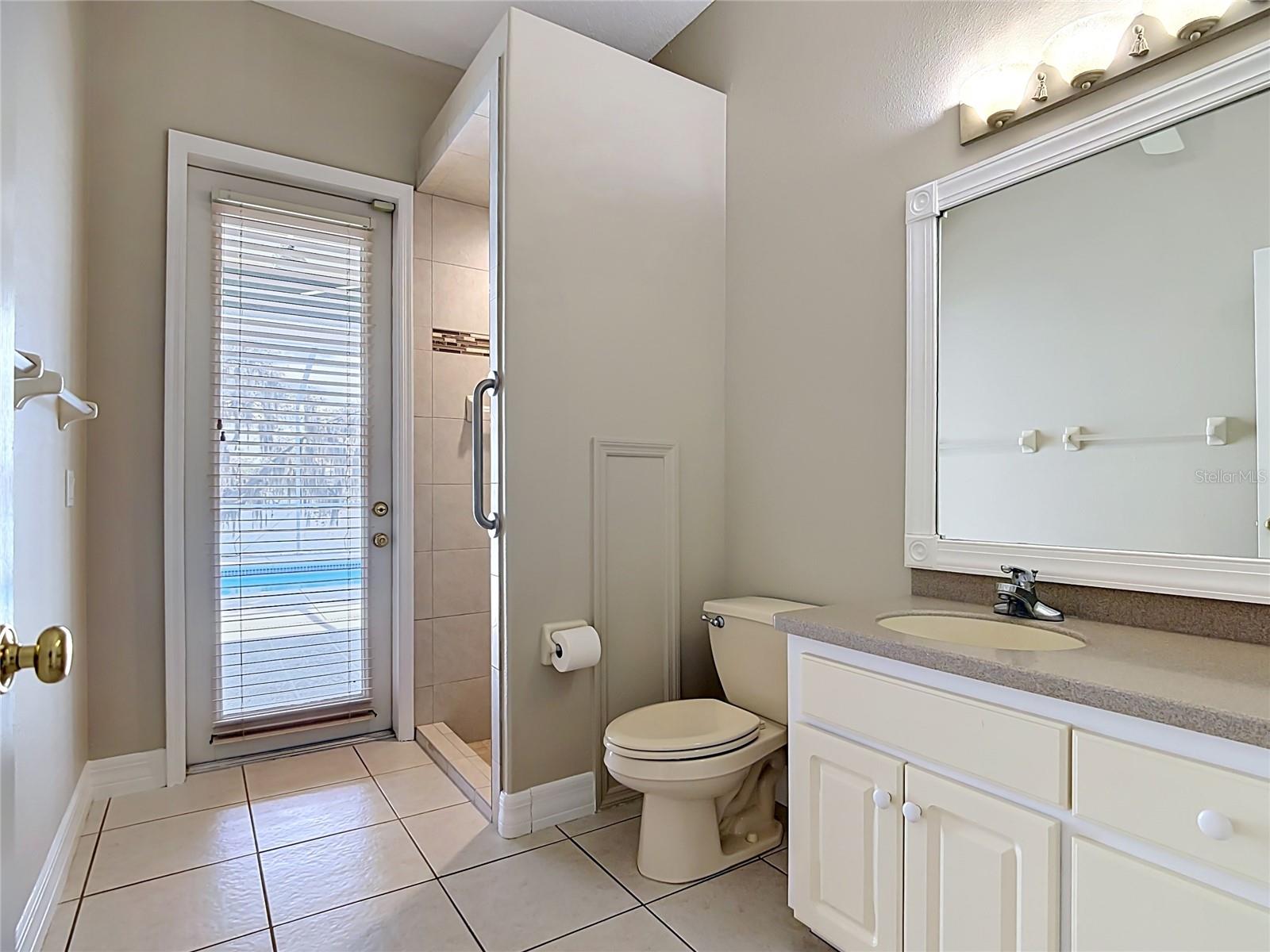 SANDY POINTE - Residential