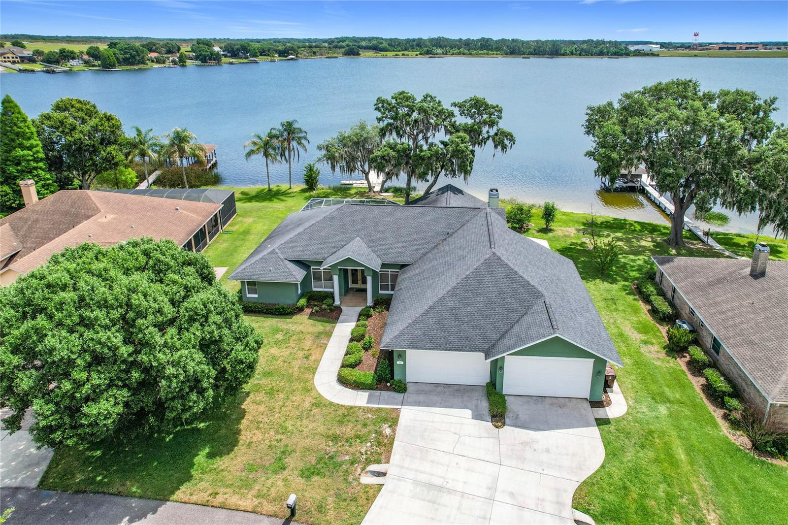 SANDY POINTE - Residential
