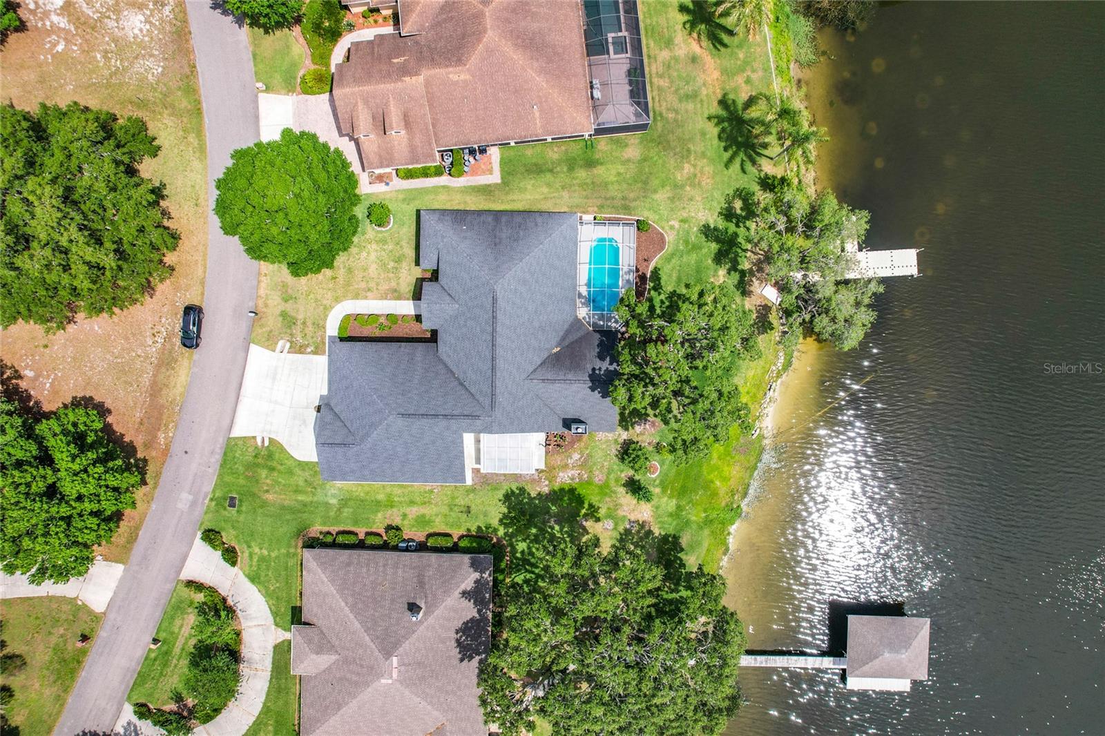 SANDY POINTE - Residential