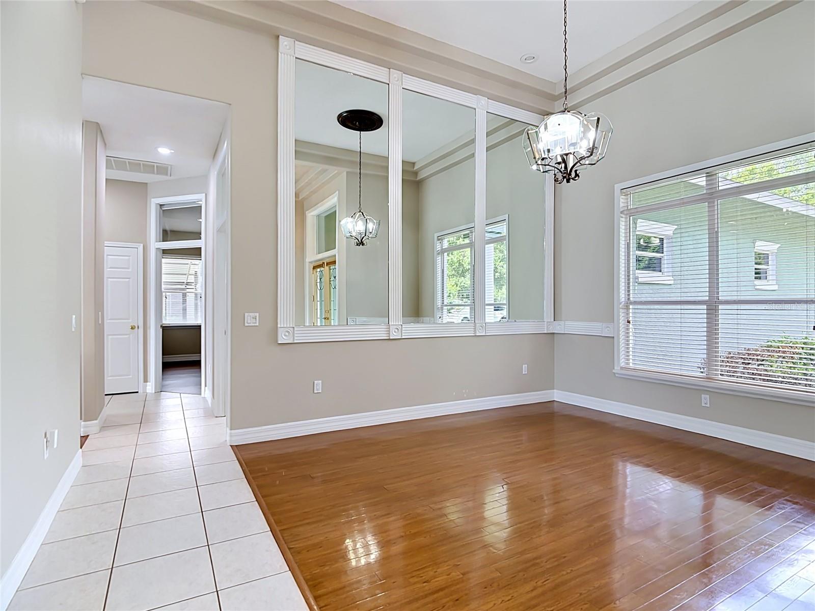 SANDY POINTE - Residential