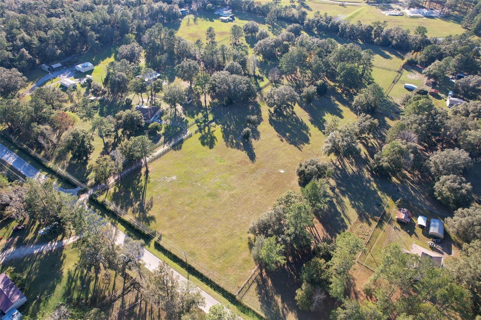 HORSE FARM RANCHETTES - Land