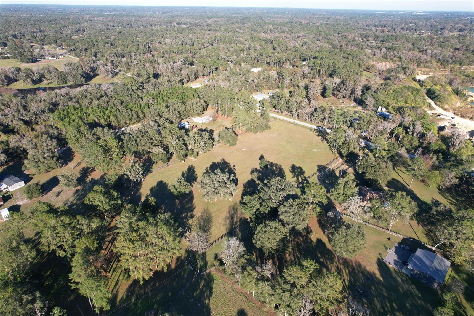 HORSE FARM RANCHETTES - Land