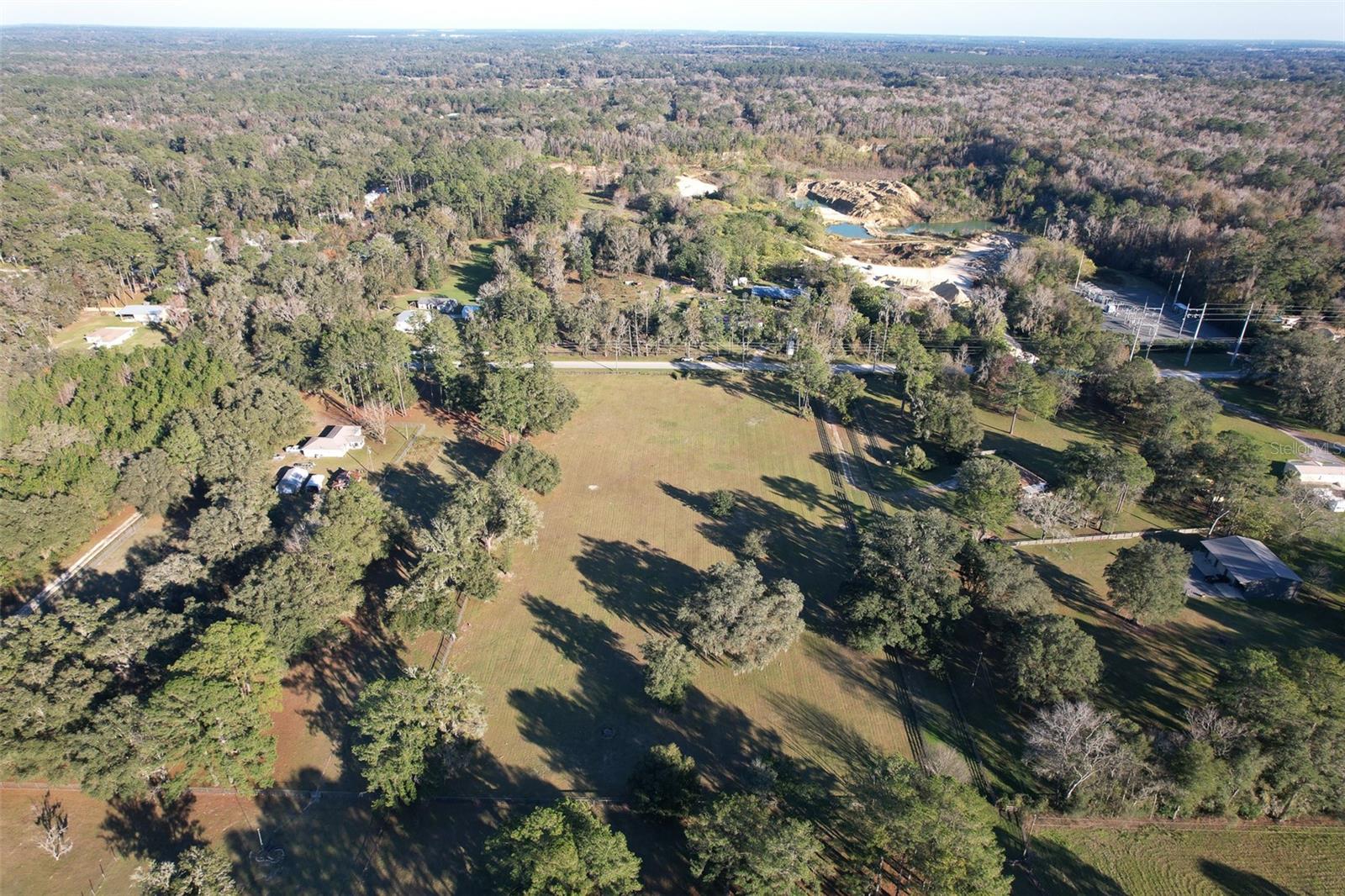 HORSE FARM RANCHETTES - Land