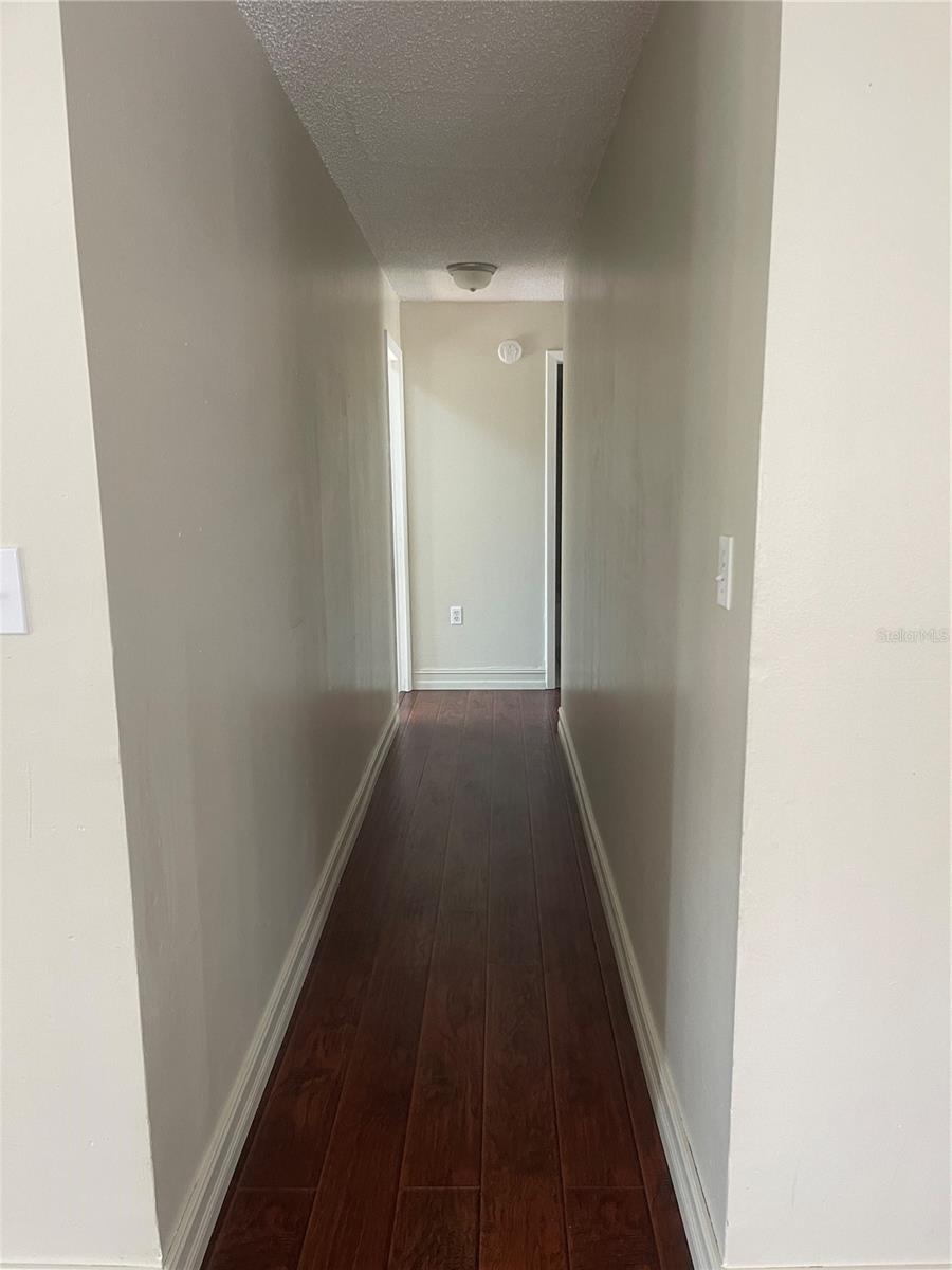 DEER RUN UNIT 11 - Residential Lease