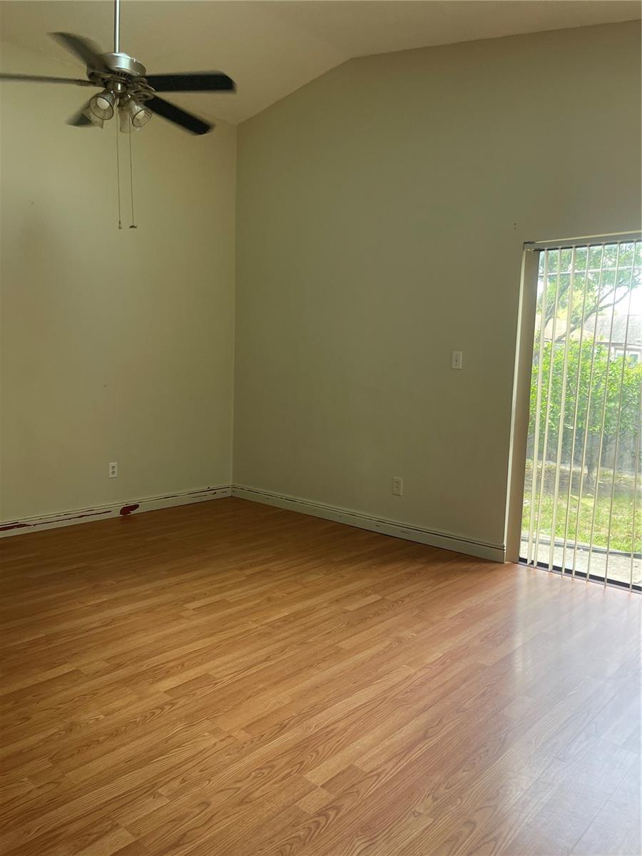 DEER RUN UNIT 11 - Residential Lease