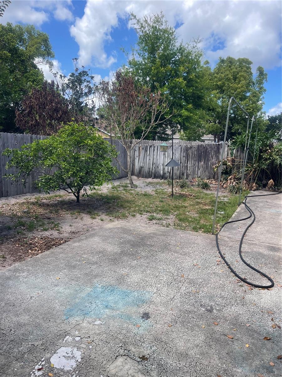 DEER RUN UNIT 11 - Residential Lease