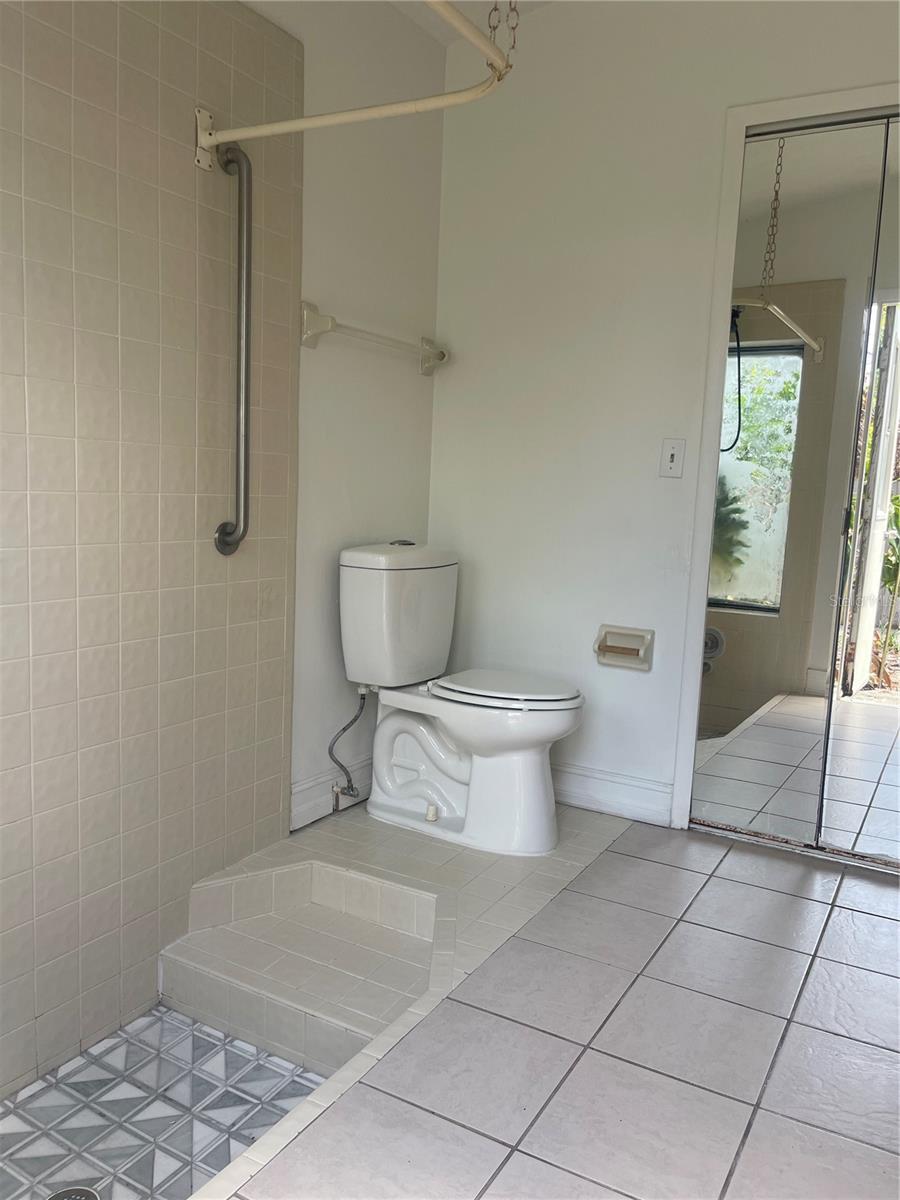 DEER RUN UNIT 11 - Residential Lease