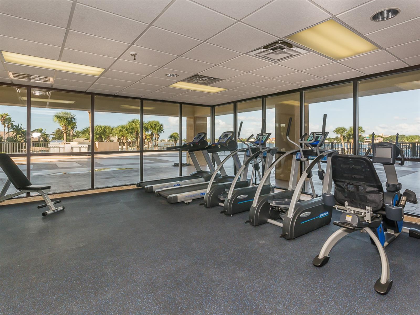 Diamond Head Point Condo - Residential