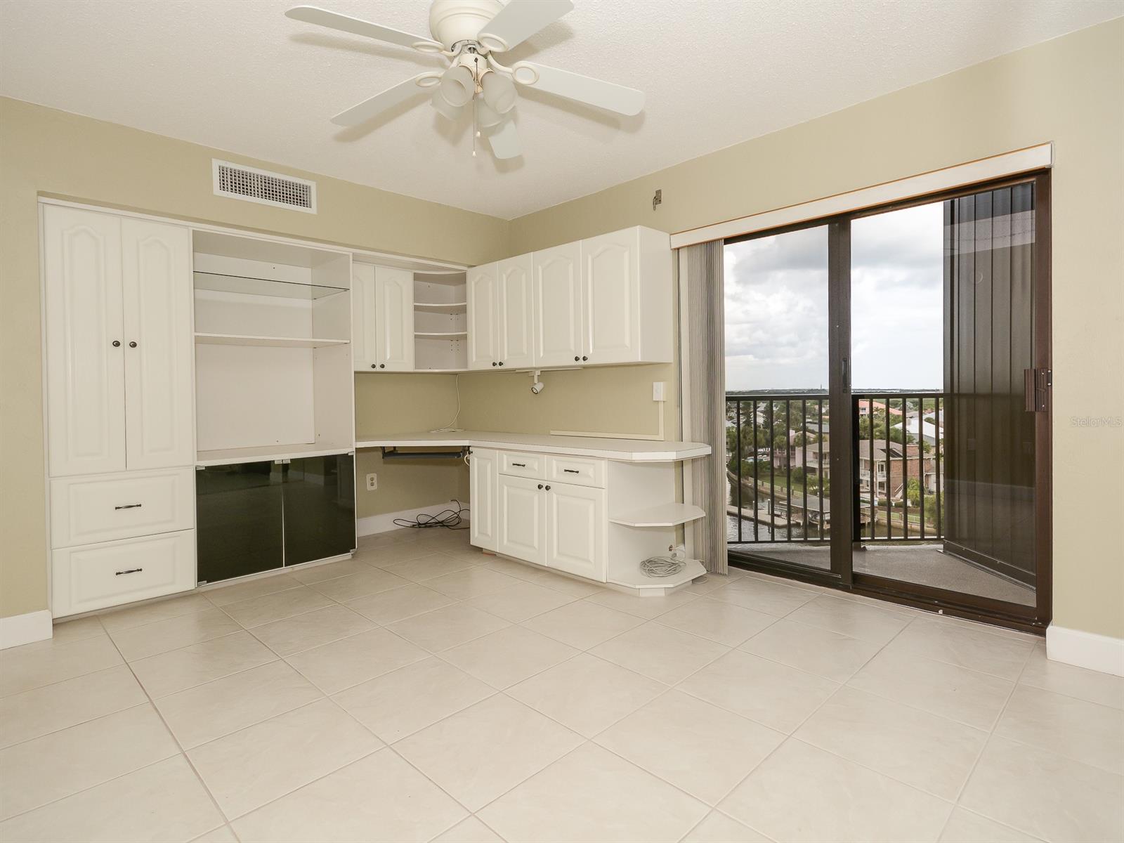 Diamond Head Point Condo - Residential