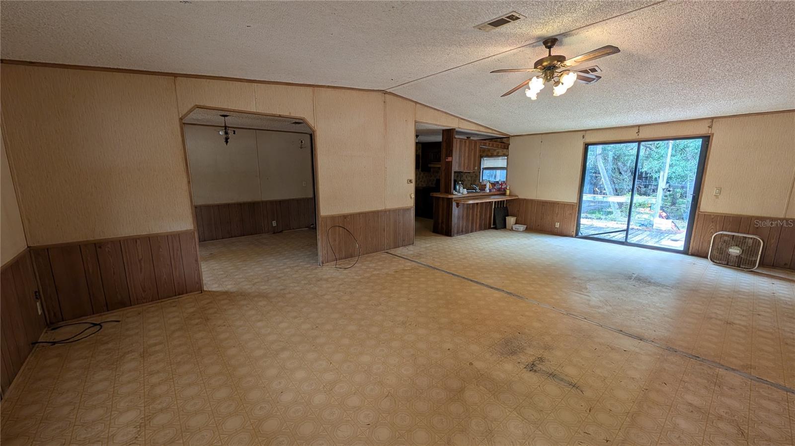 1275 ARAPAHO TRAIL