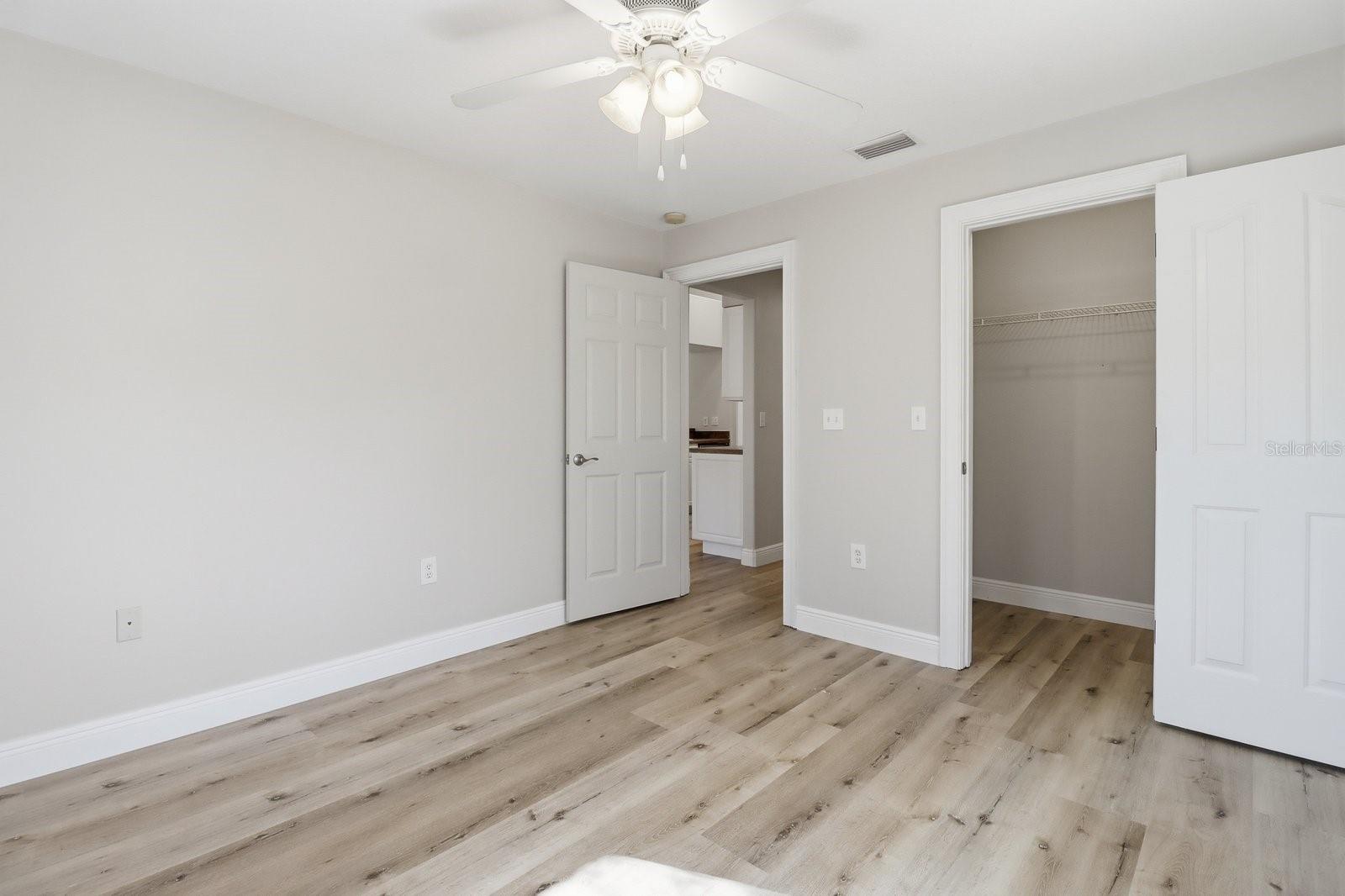 CITRUS SPGS UNIT 06 - Residential