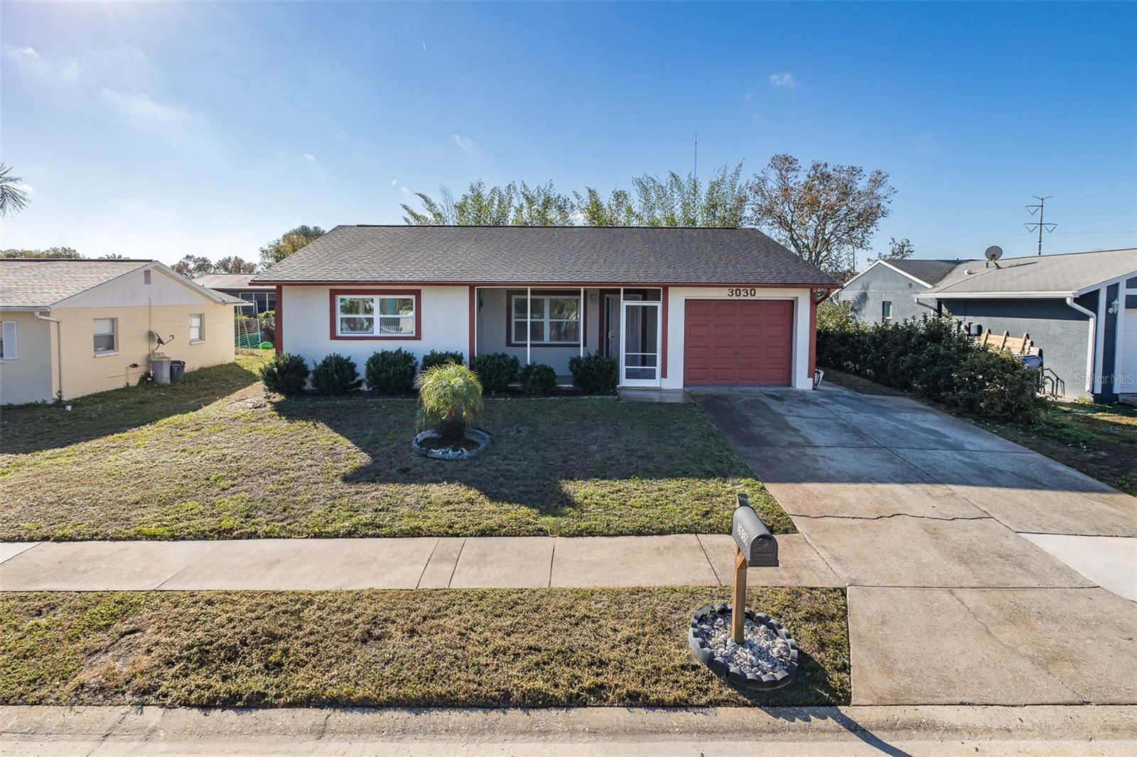 ALOHA GARDENS - Residential