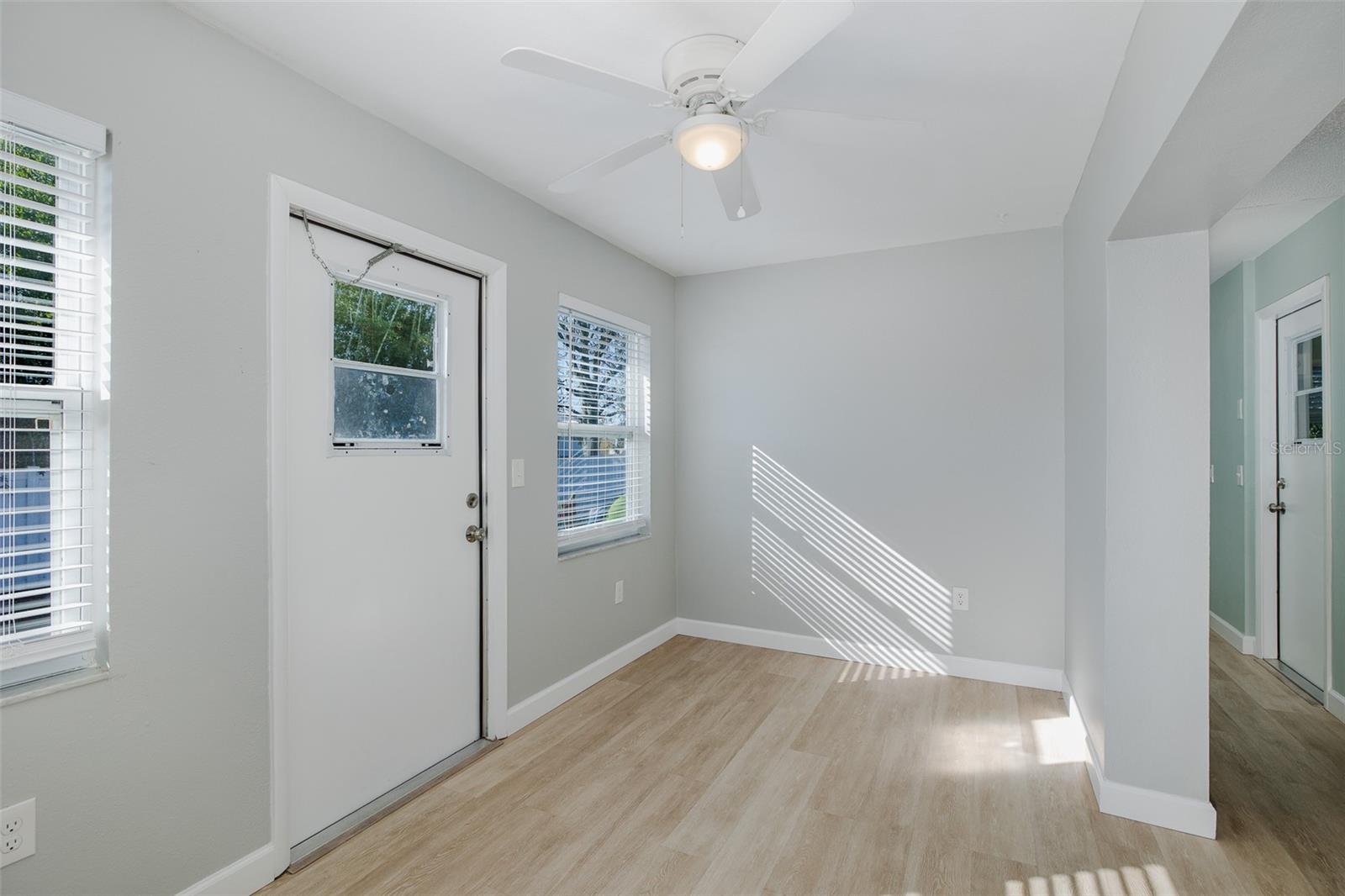 ALOHA GARDENS - Residential