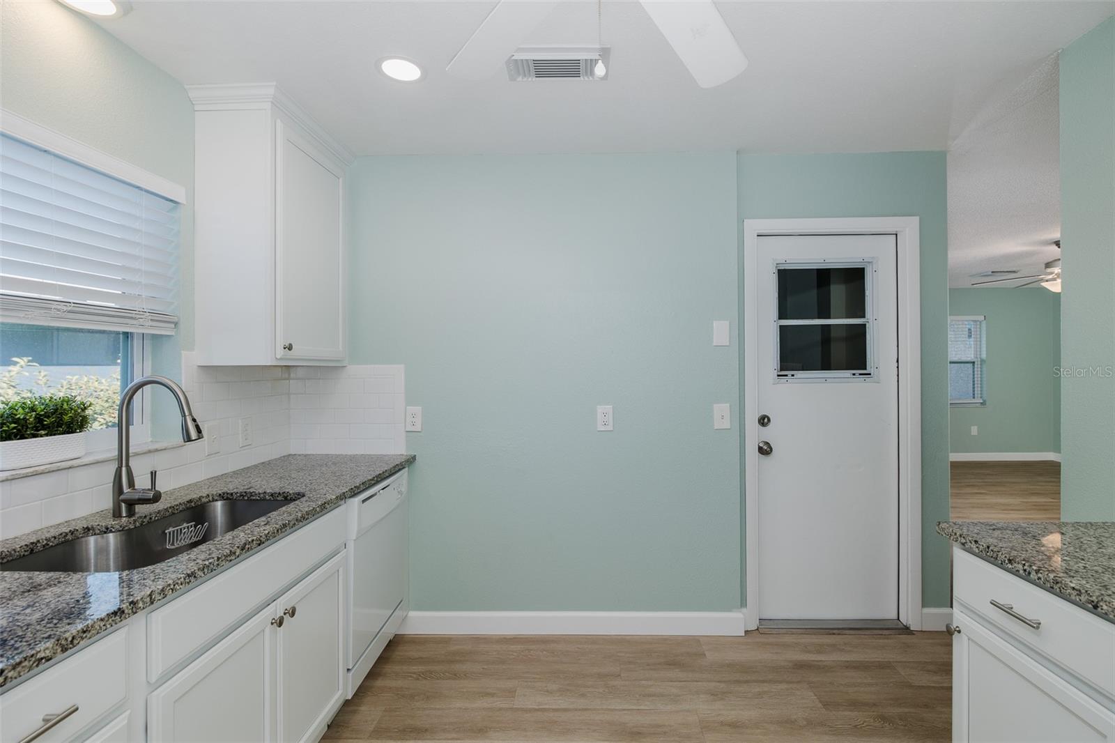 ALOHA GARDENS - Residential