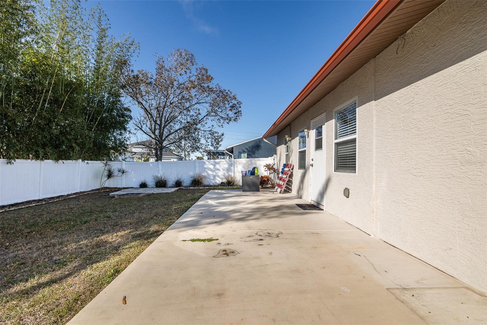 ALOHA GARDENS - Residential