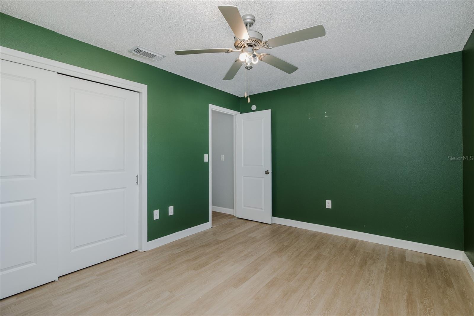 ALOHA GARDENS - Residential