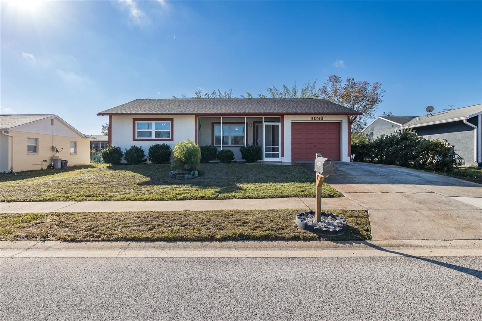 ALOHA GARDENS - Residential