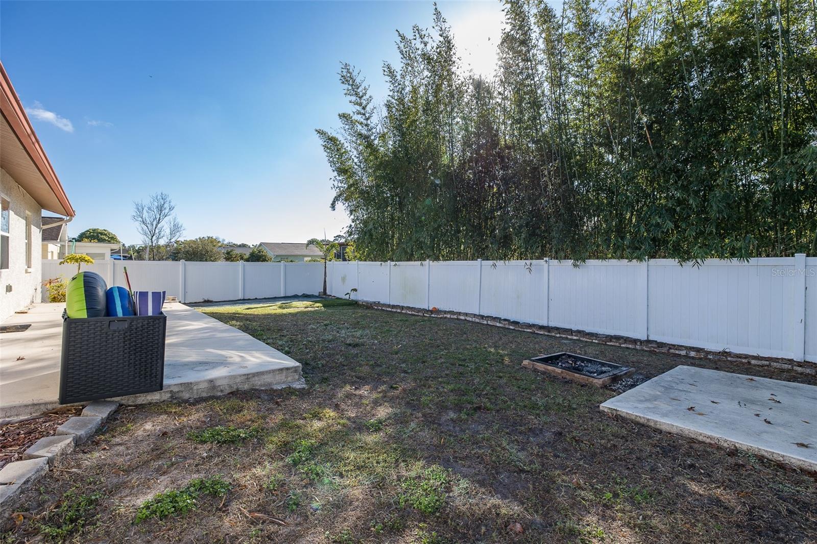 ALOHA GARDENS - Residential