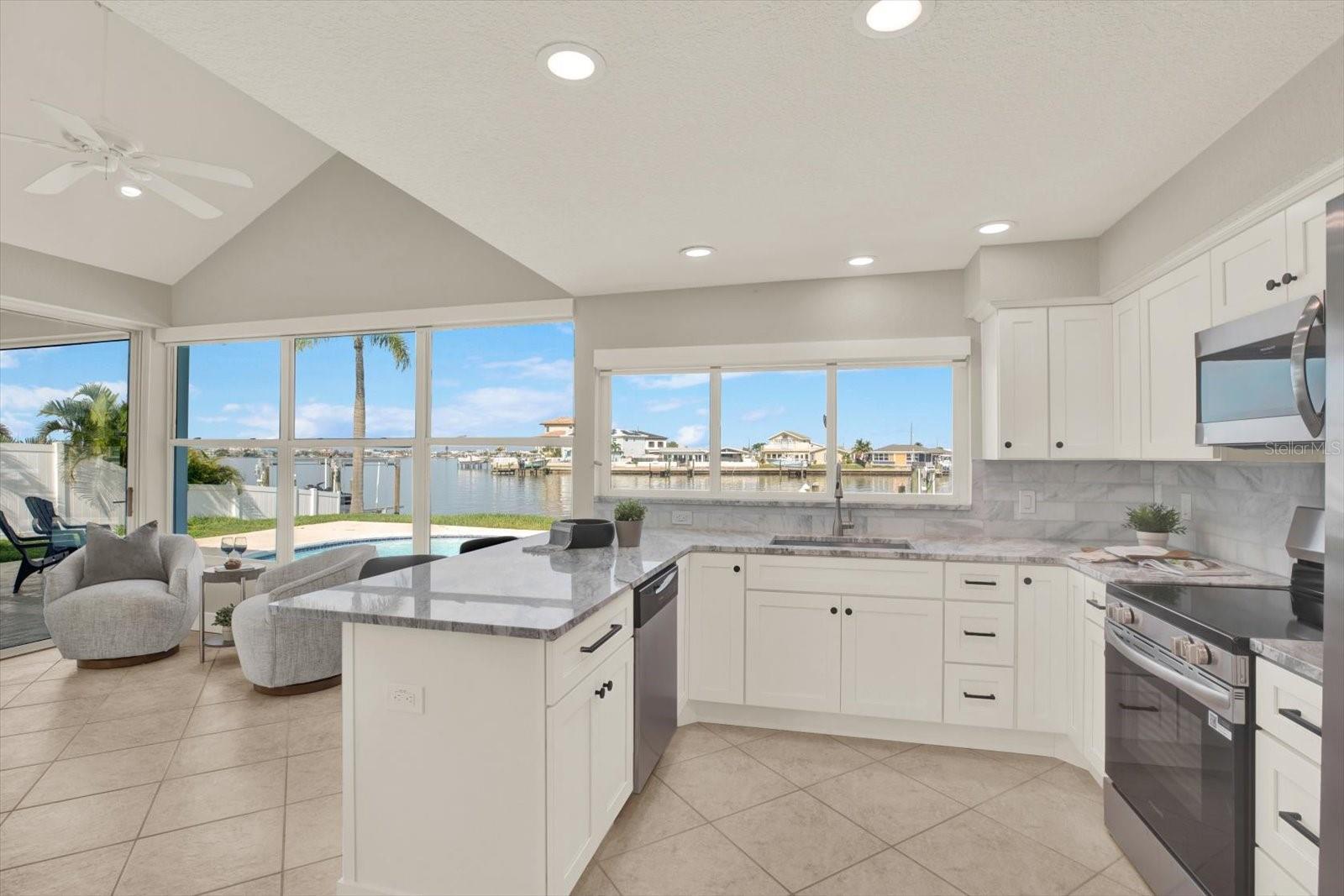 OAKHURST SHORES 3RD ADD - Residential