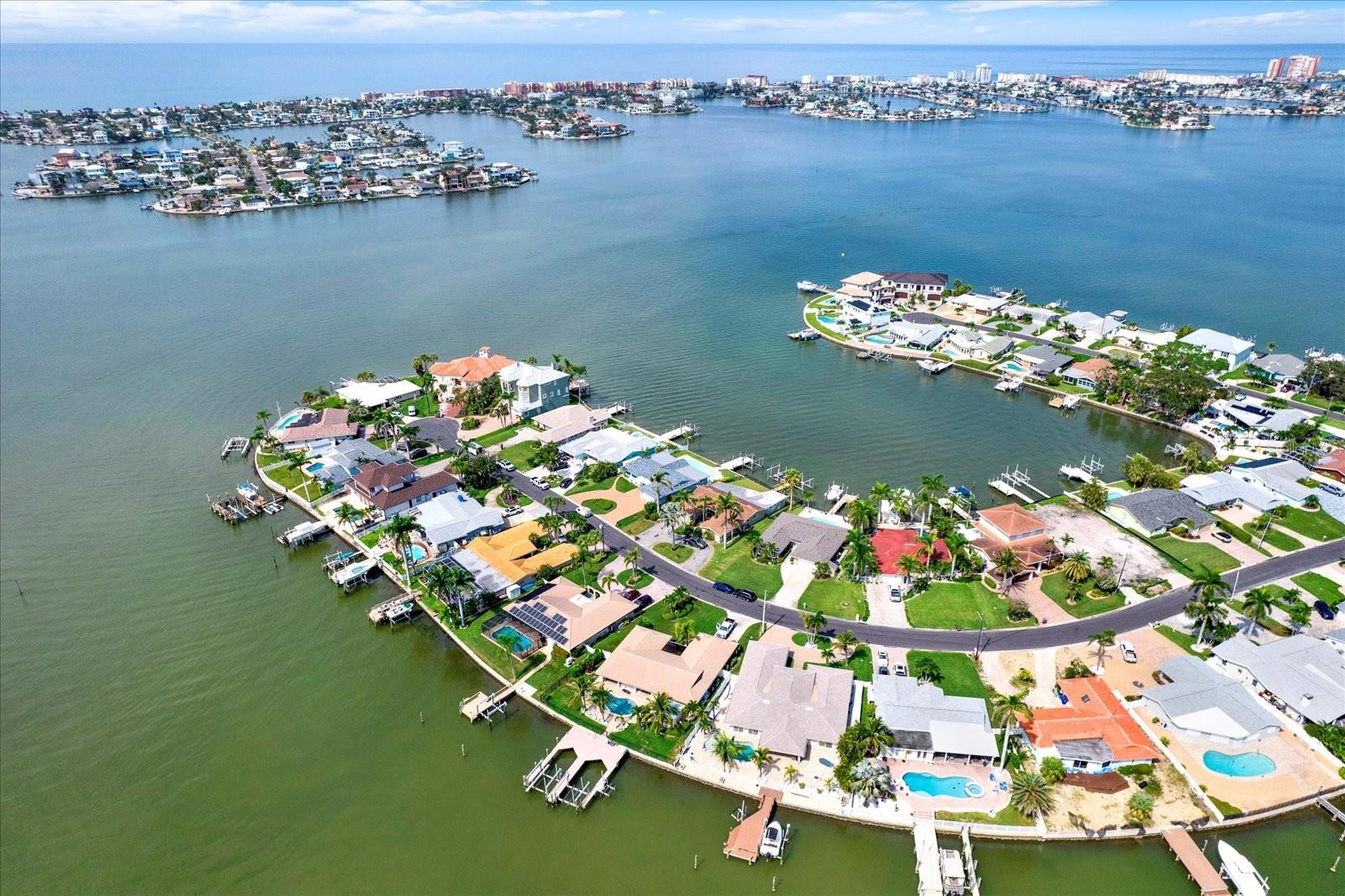 OAKHURST SHORES 3RD ADD - Residential