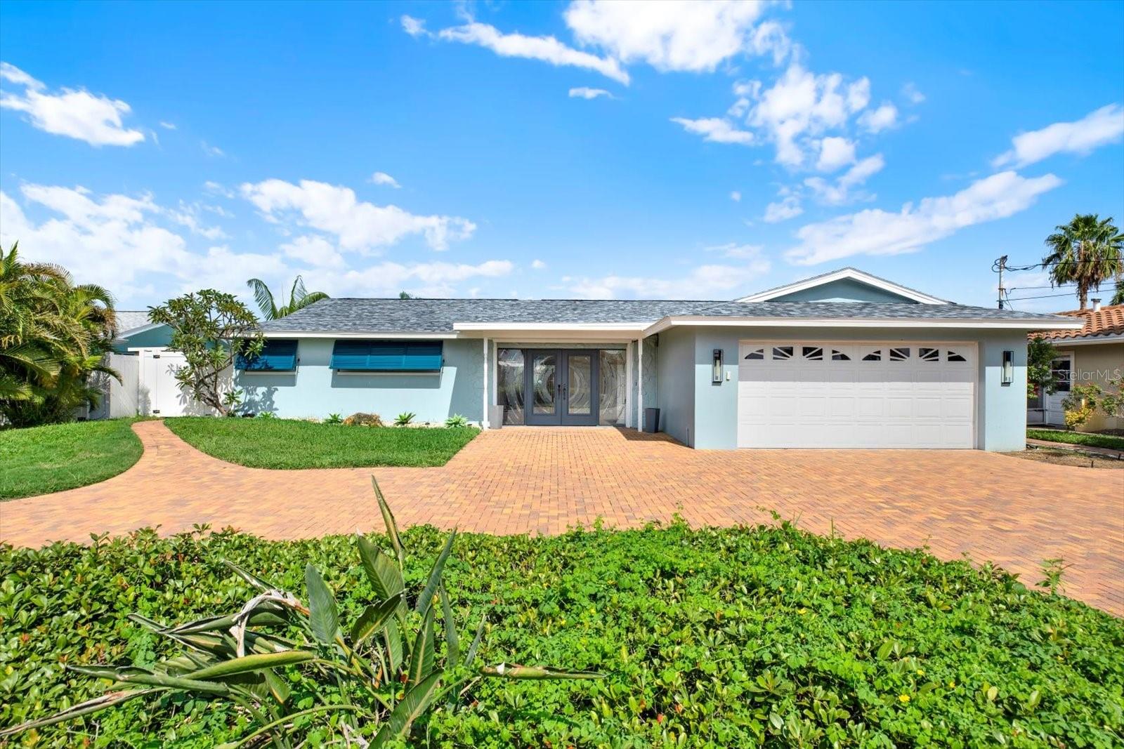 OAKHURST SHORES 3RD ADD - Residential