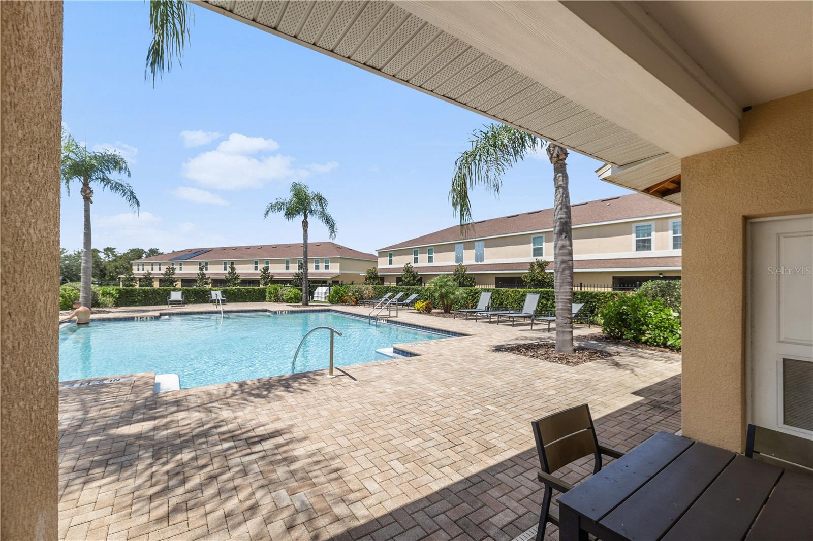 TUSCANY BAY - Residential