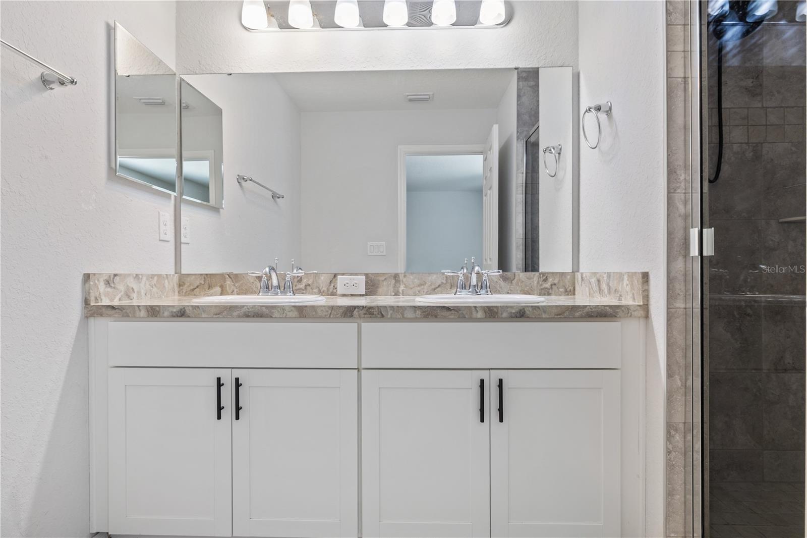 TUSCANY BAY - Residential