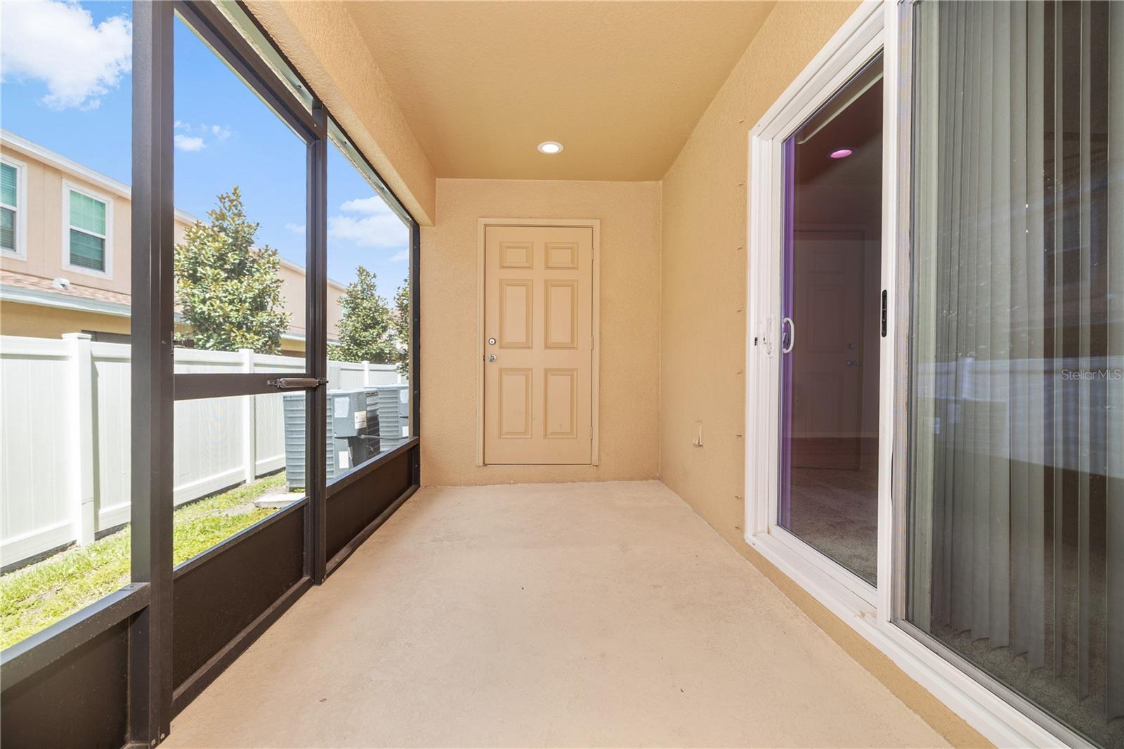 TUSCANY BAY - Residential