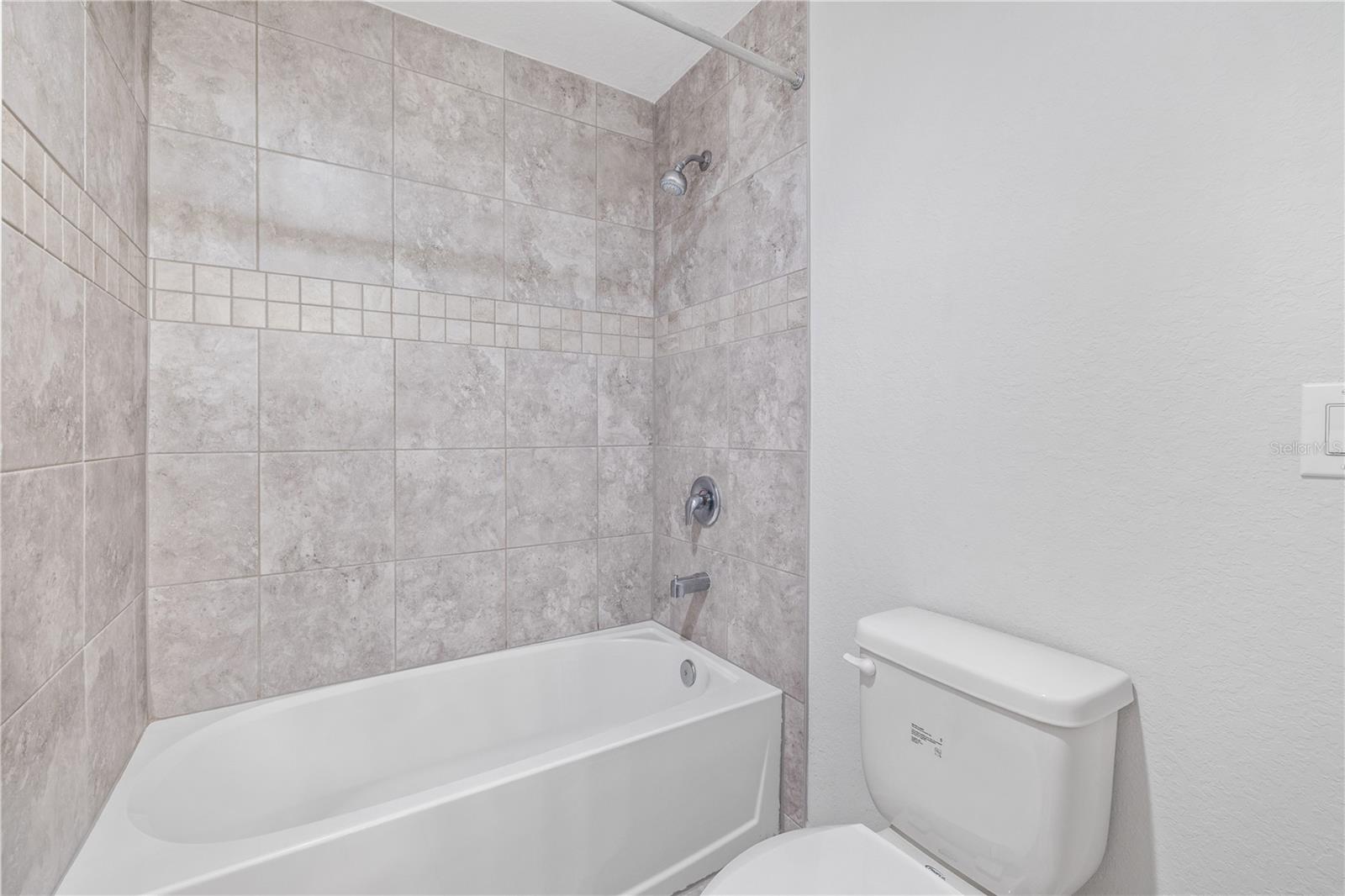 TUSCANY BAY - Residential