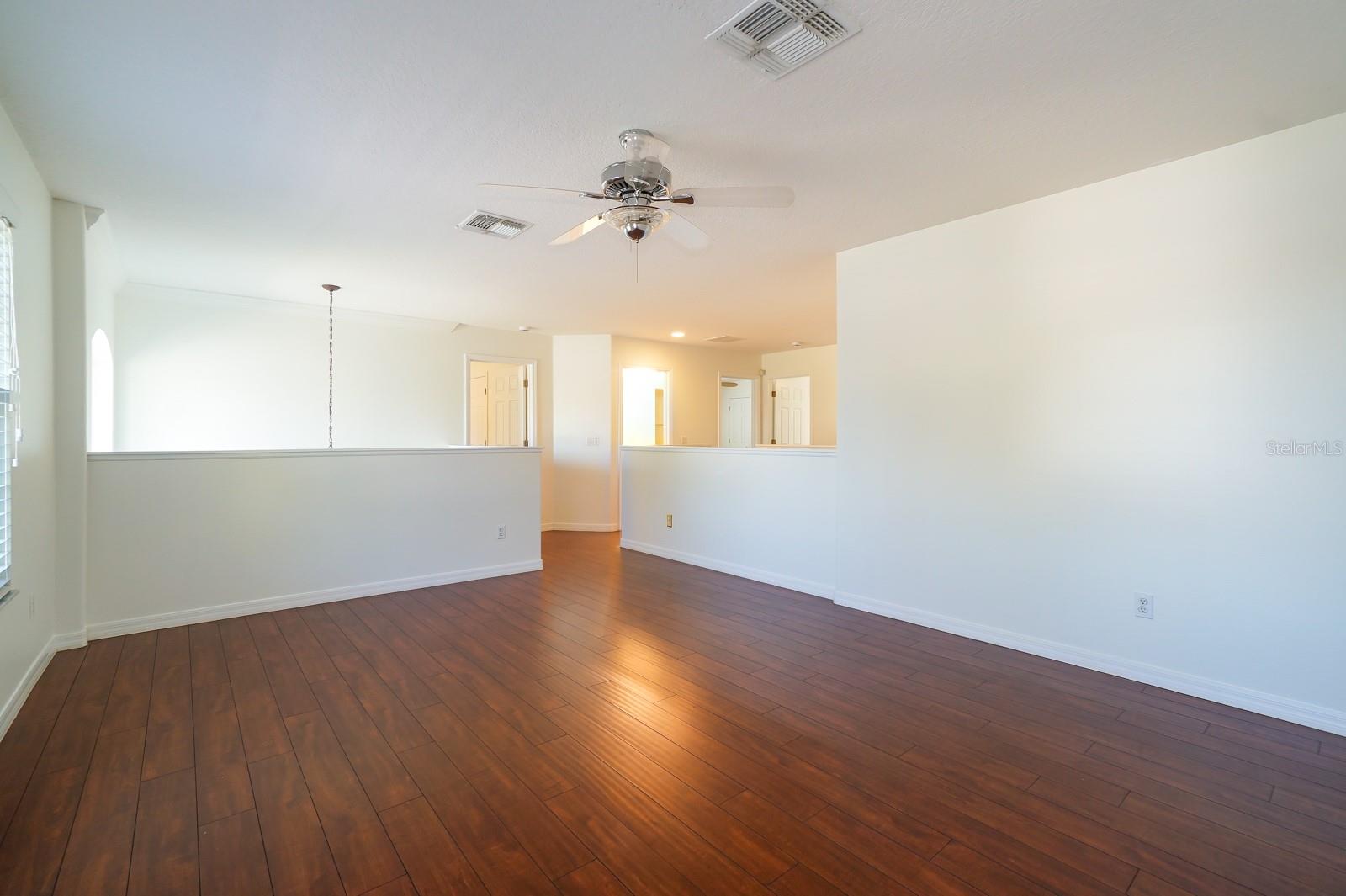 CONROY CLUB 47/86 - Residential Lease