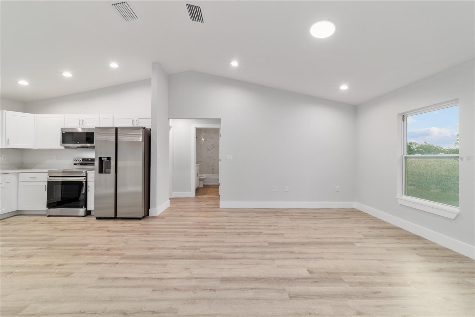 SILVER SPGS SHORES - Residential