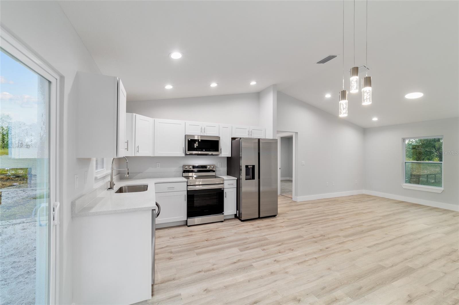 SILVER SPGS SHORES - Residential