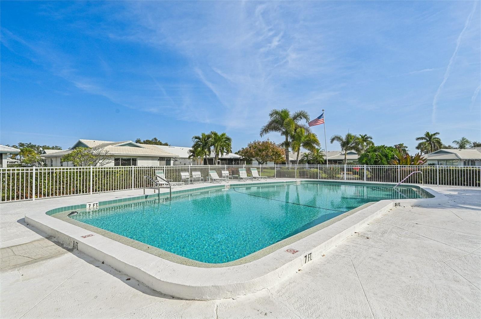 VILLAGE GREEN OF BRADENTON SEC 8 - Residential