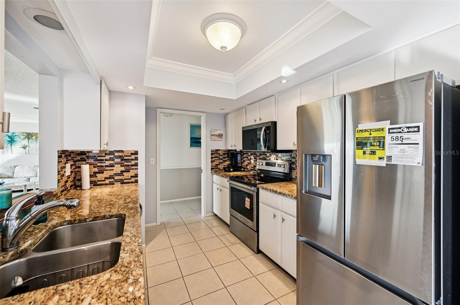 VILLAGE GREEN OF BRADENTON SEC 8 - Residential