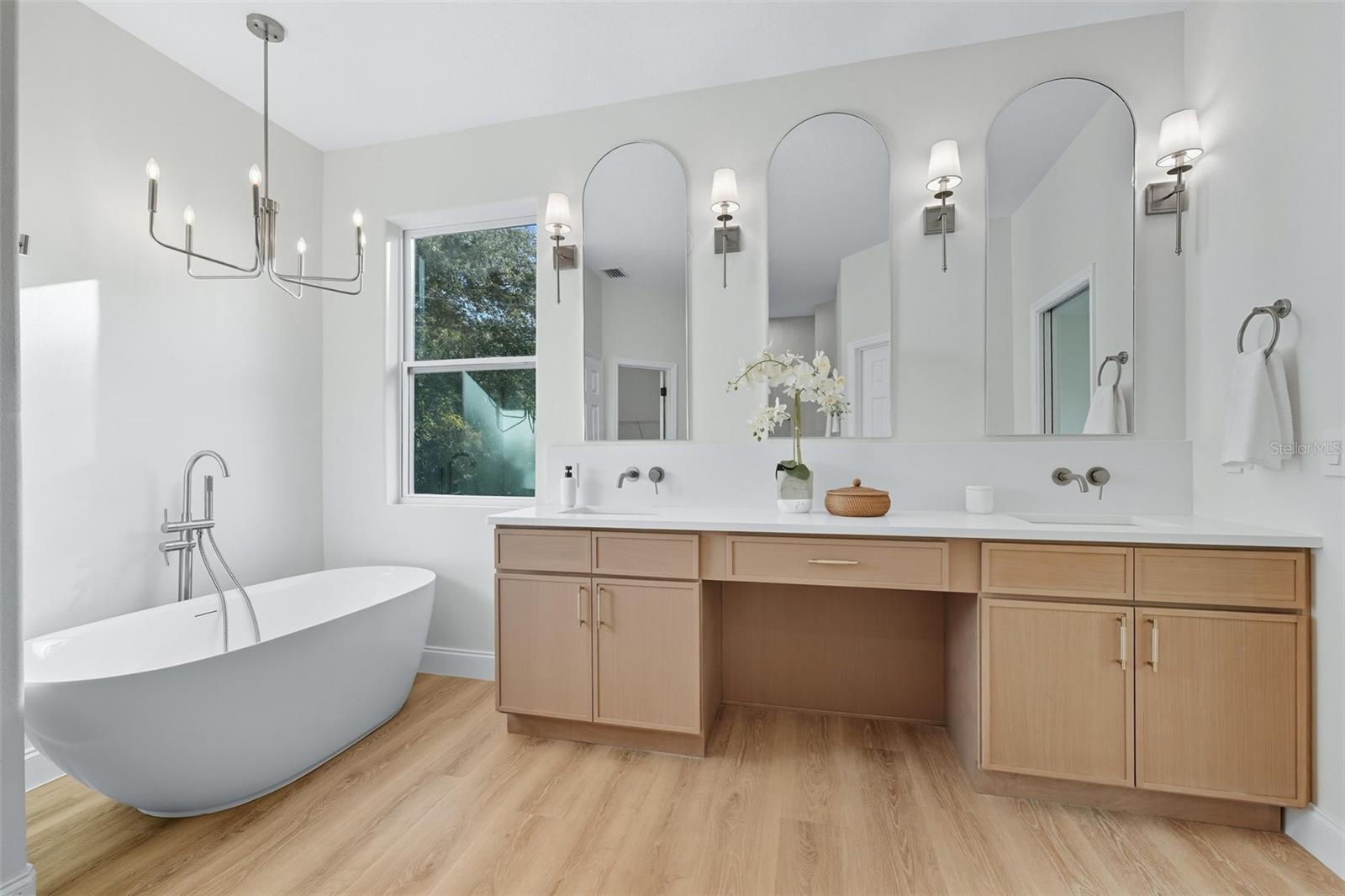 CAPE ORLANDO ESTATES - Residential