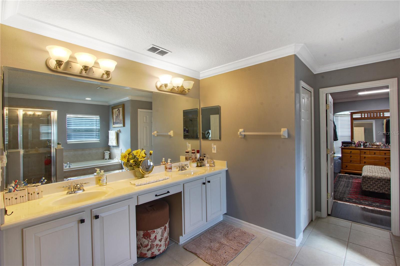 STONEYBROOK HILLS 18 - Residential