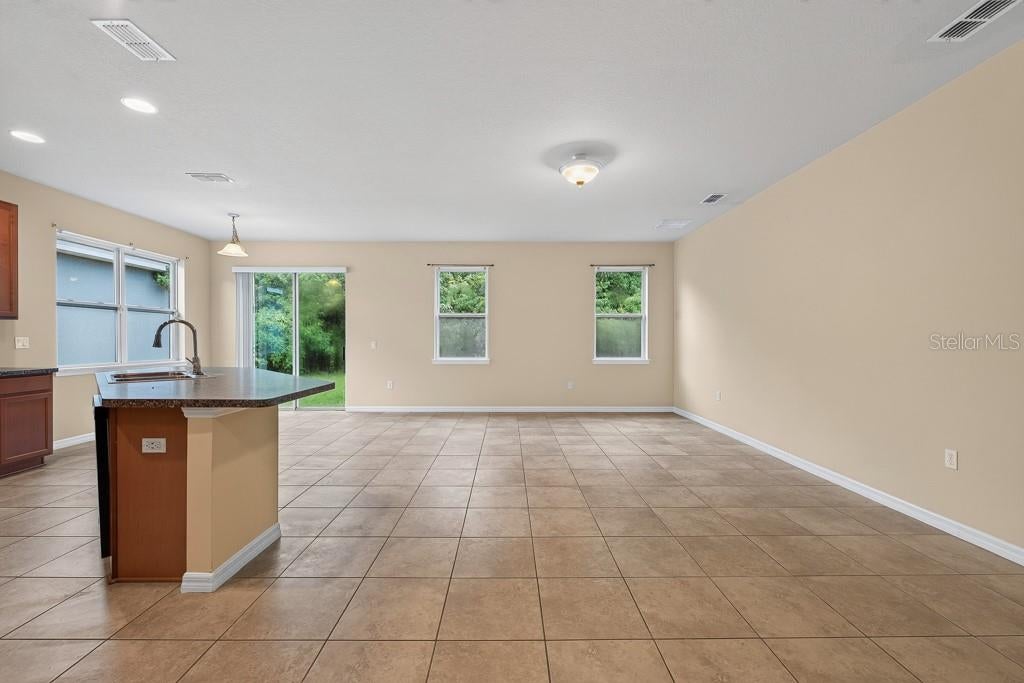 11601 TANGLE STONE DRIVE, GIBSONTON, FL, 33534 1 11601 TANGLE STONE DRIVE