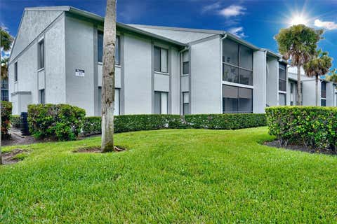 Photo of 1716 Pine Ridge Road #F1, Sanford, FL 32773 (MLS # O6431918)