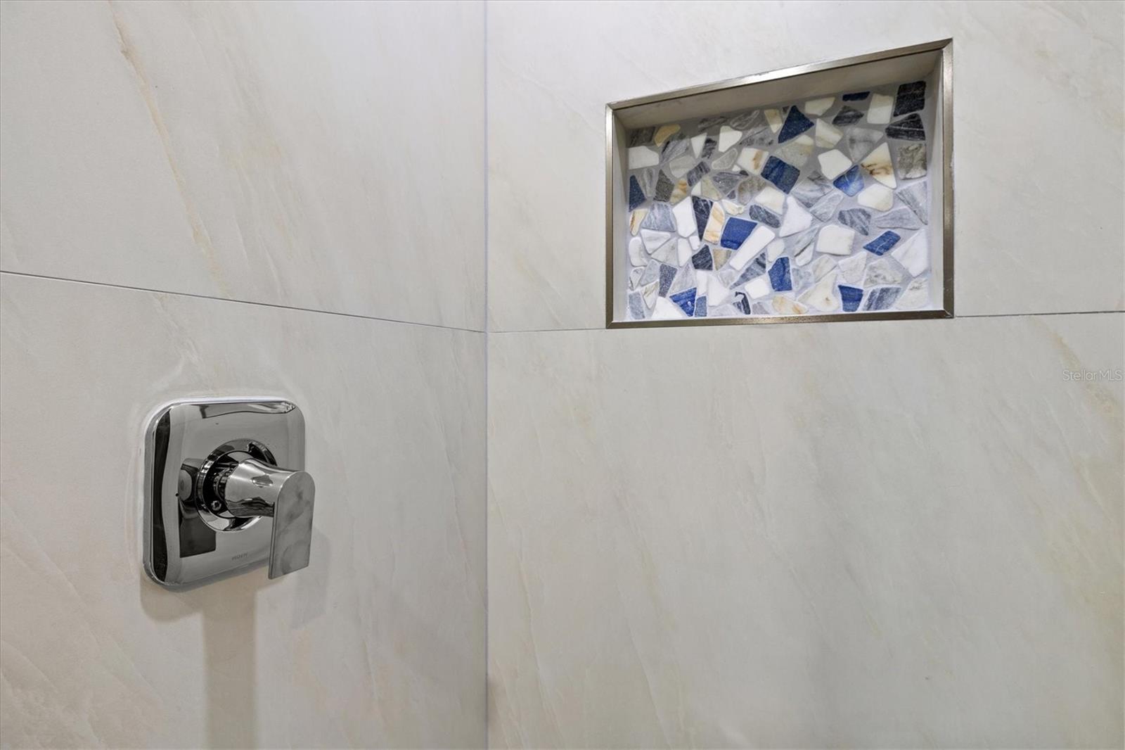 CHATEAUGAY - Residential