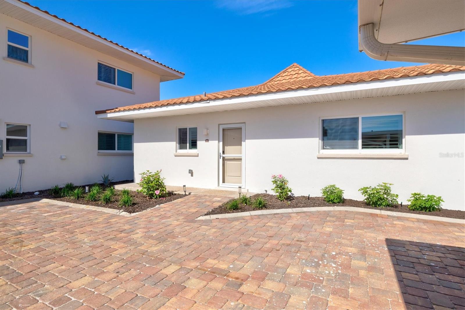 CHATEAUGAY - Residential