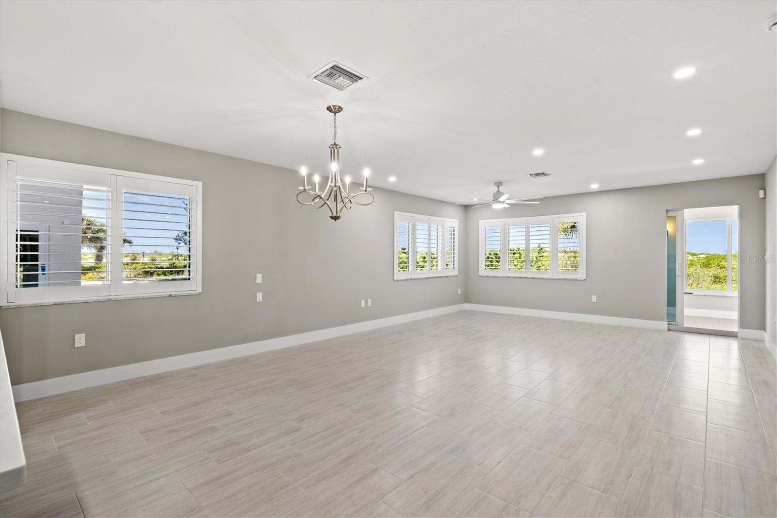 CHATEAUGAY - Residential