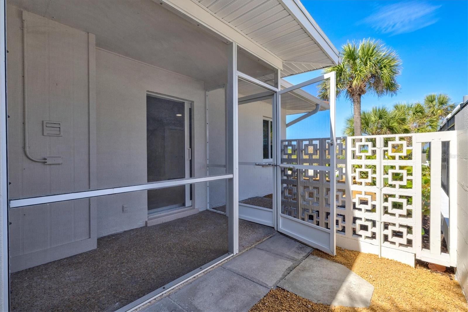 CHATEAUGAY - Residential