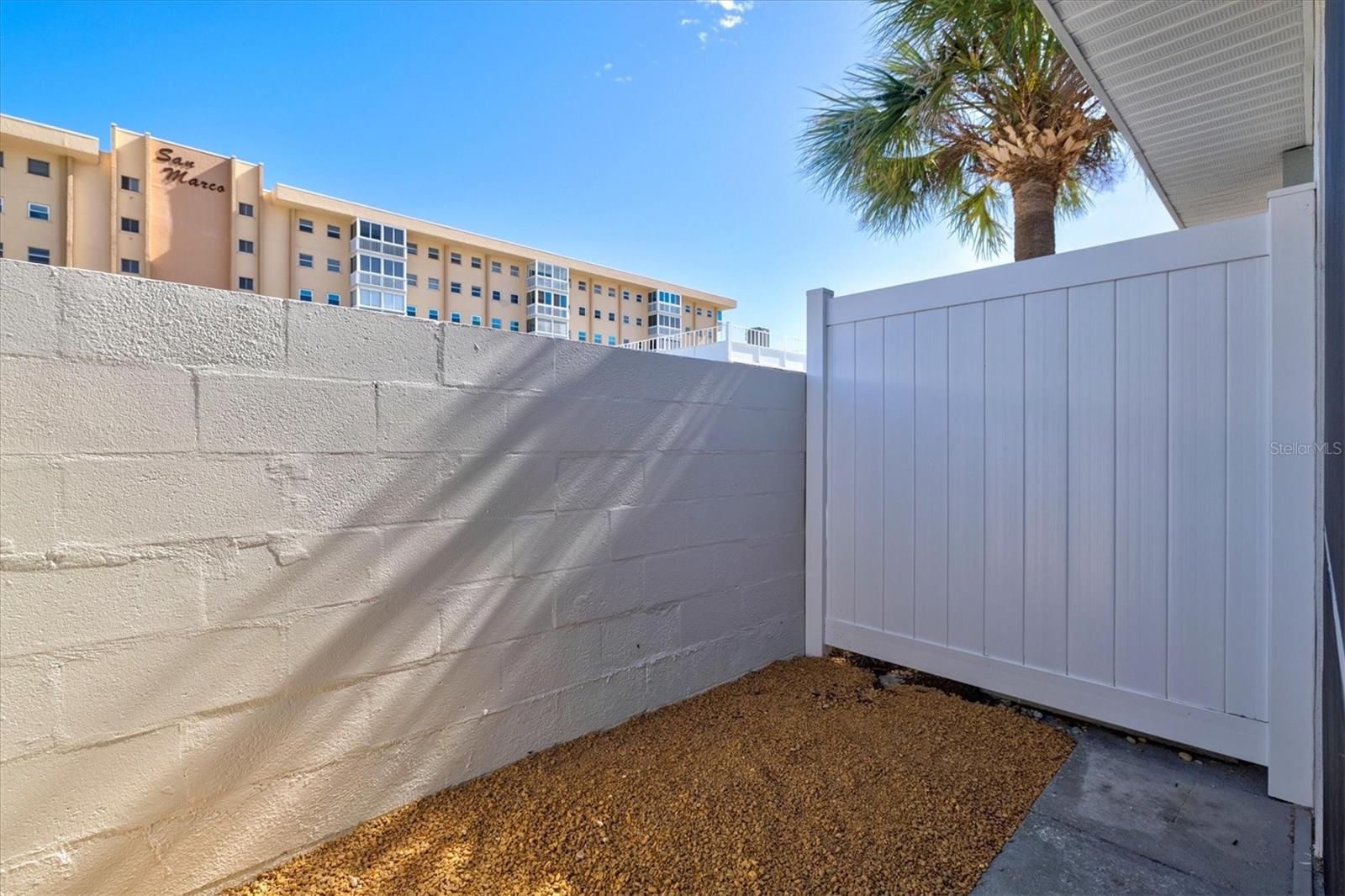 CHATEAUGAY - Residential