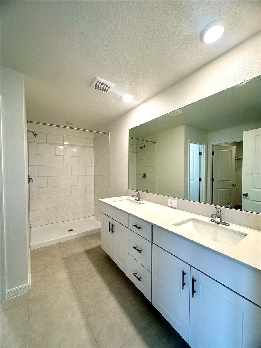 CONNERTON - Residential Lease