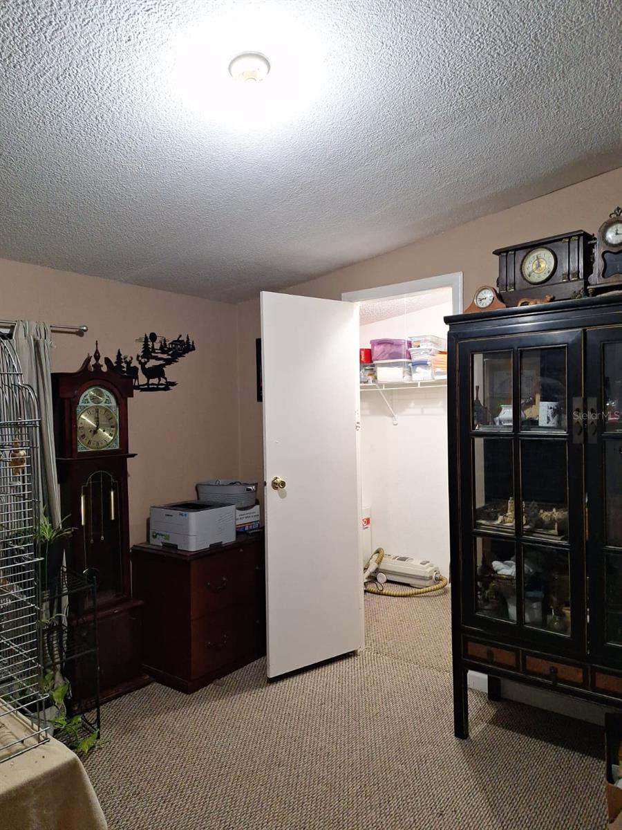 QUAIL HAMMOCK - Residential