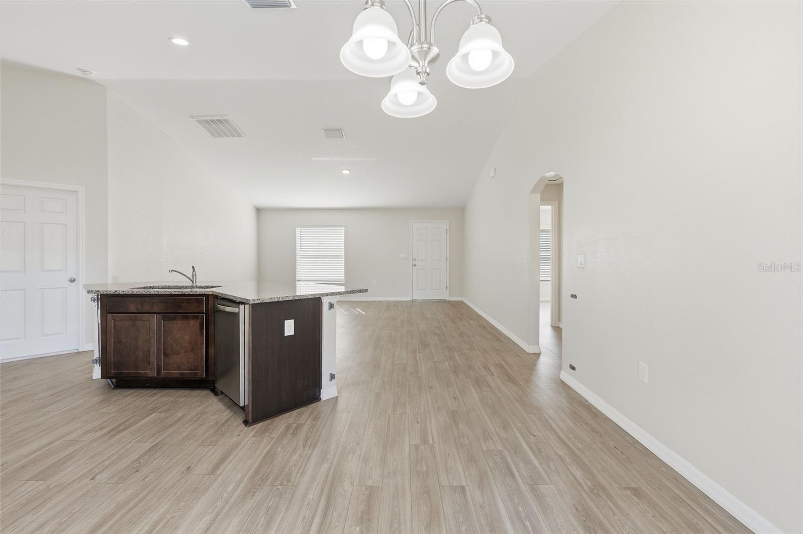 CITRUS SPGS UNIT 27 - Residential